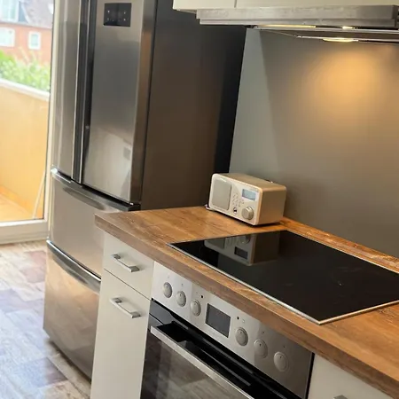 Large And Cozy In A Shared And Great Location *