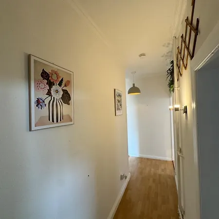 Large And Cozy In A Shared And Great Location *